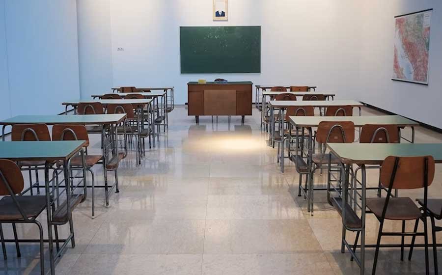 Smart Education for Underserved Schools